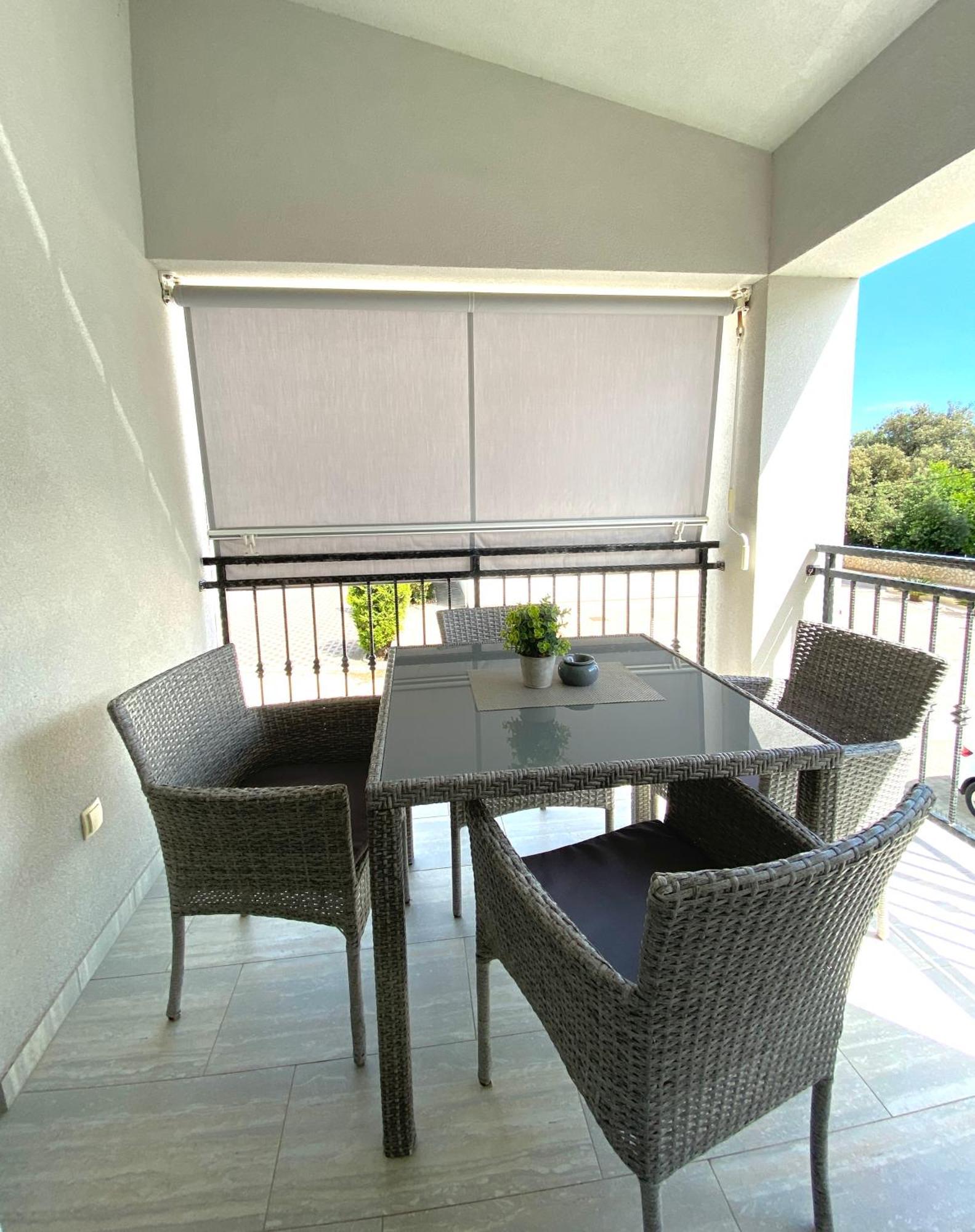 Apartmani Villa Adriatic Vir Extérieur photo